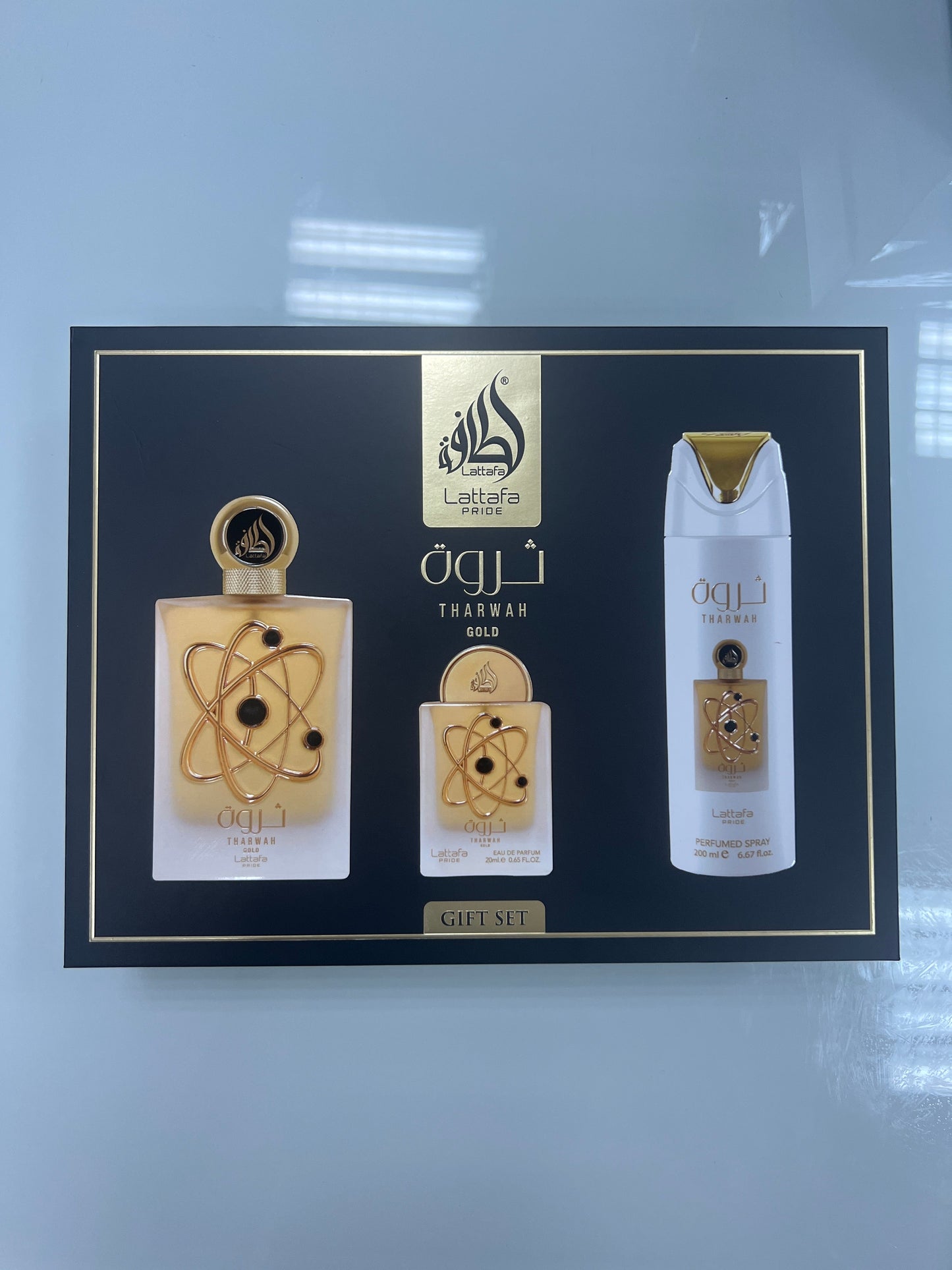 🎁 Set de Regalo Lattafa Tharwah Gold – Agua de Perfume 100 ml + Spray Perfumado 200 ml + Mini EDP 20 ml